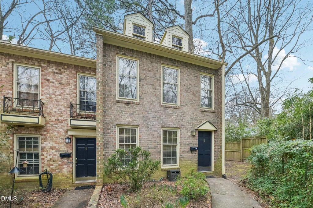 409 Smith Avenue Unit 105, Chapel Hill