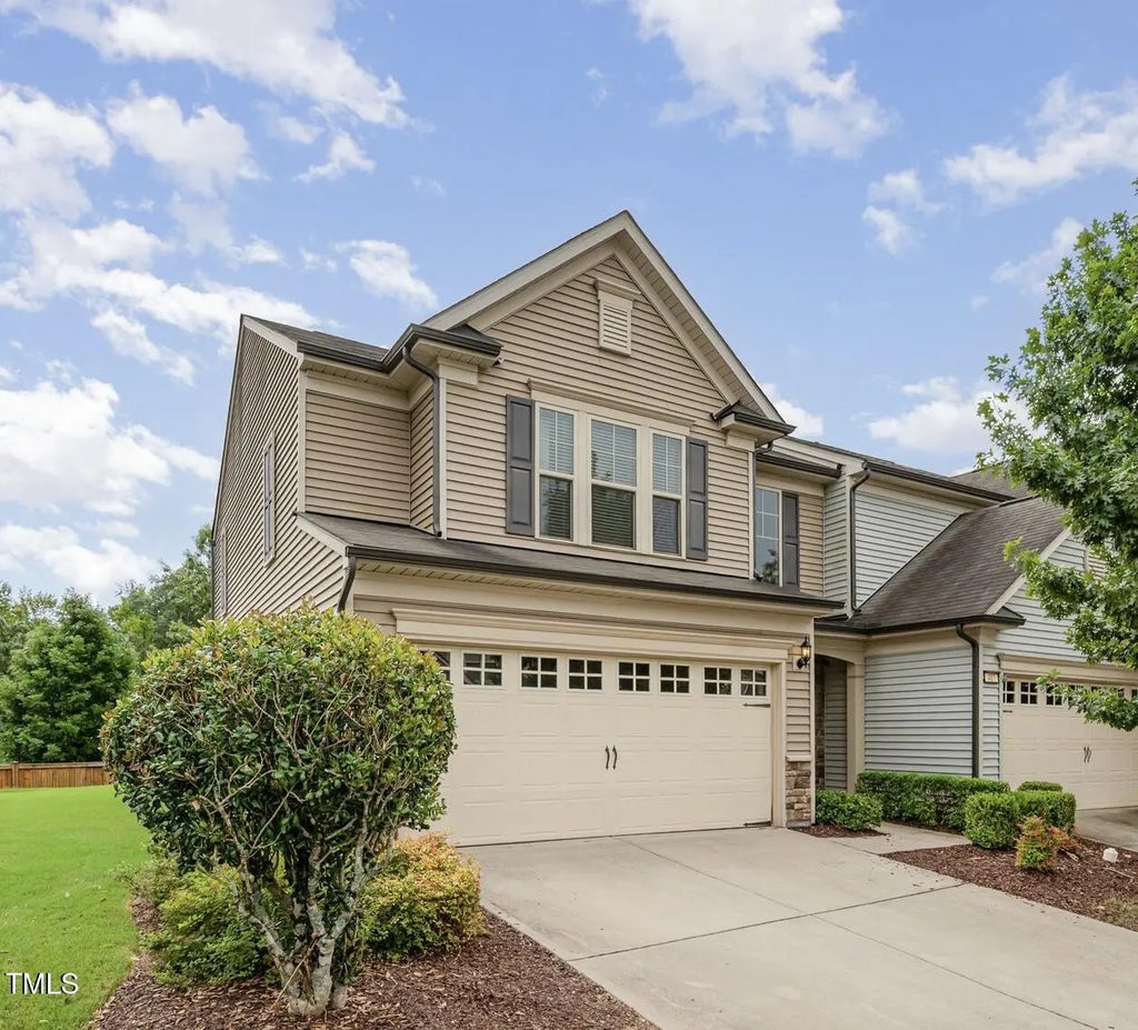 415 Brier Crossings Loop, Durham