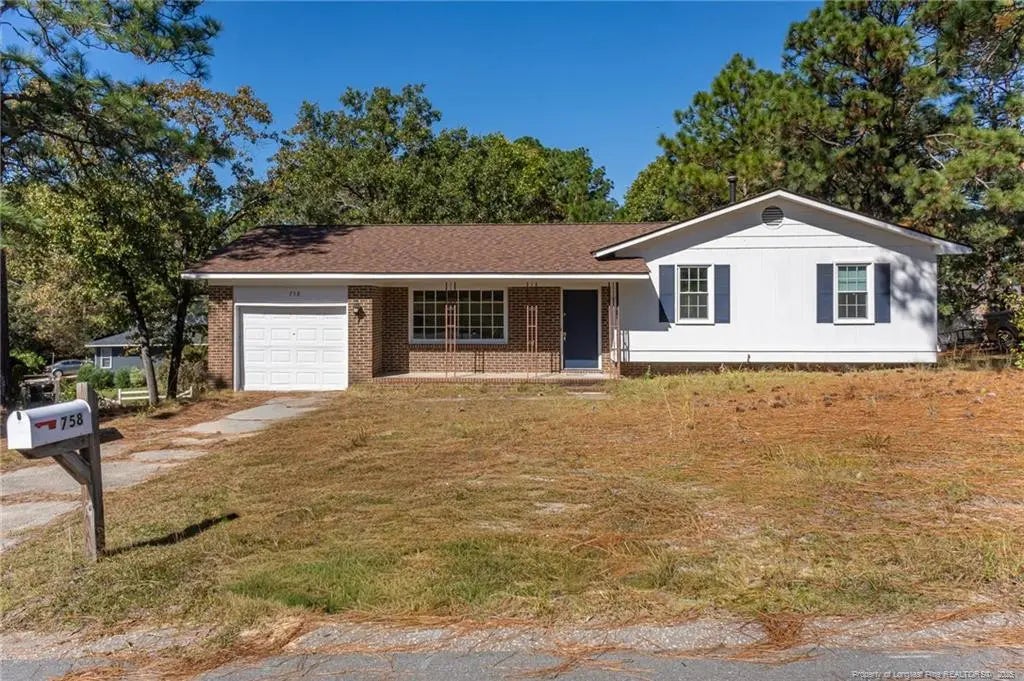 758 Amber Drive, Fayetteville