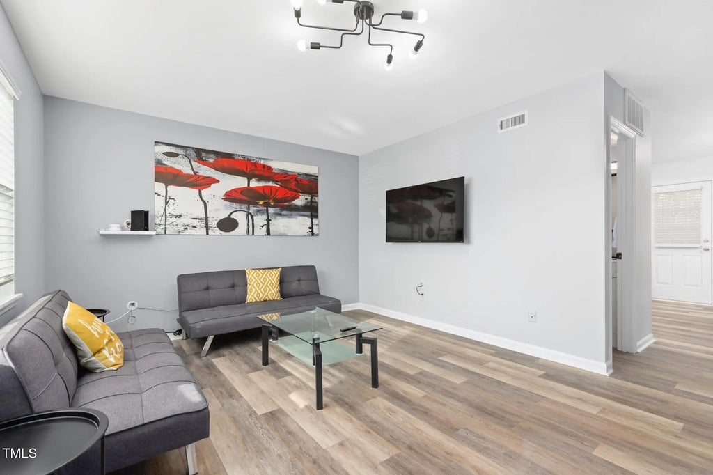 1002 Willow Drive Apt 107, Chapel Hill