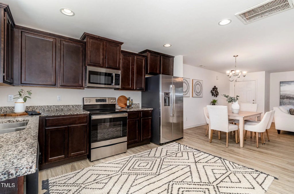 882 Saratoga Drive, Durham