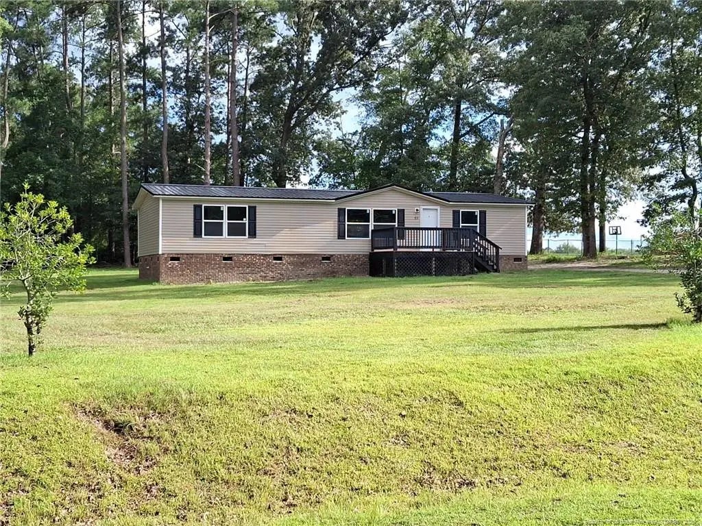 85 Huggins Road, Lumberton