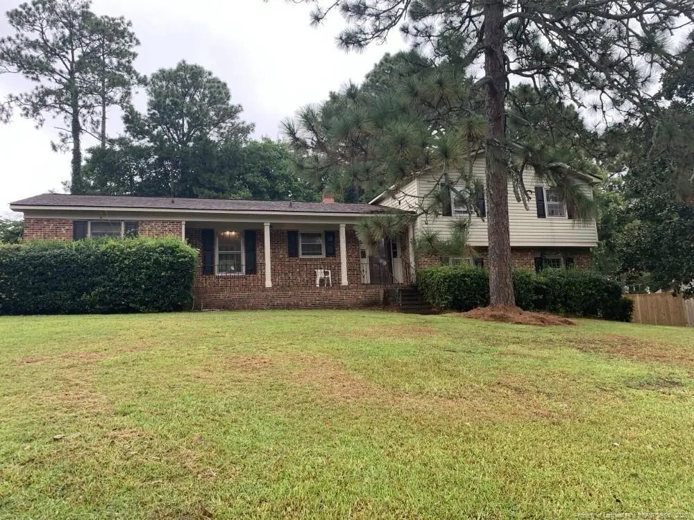 2600 Colgate Drive, Fayetteville