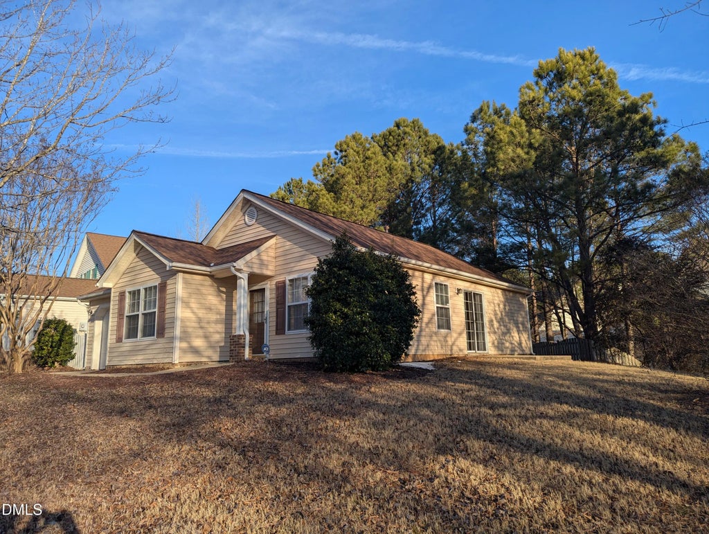 5015 Silhouette Drive, Durham