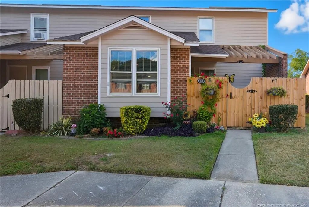 4900 Independence Drive 10, Lumberton