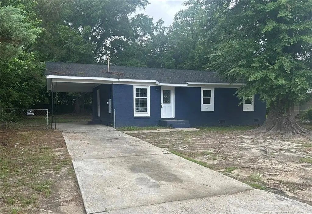 6210 Penfield Drive, Fayetteville