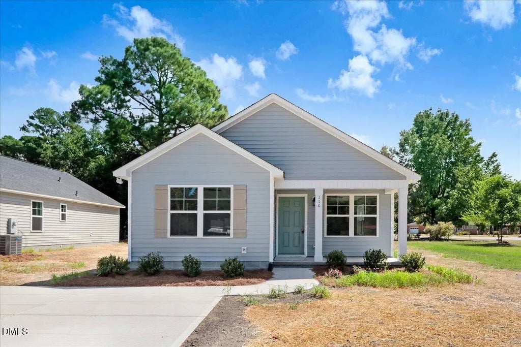 110 Martin Luther King Jr Boulevard, Clinton