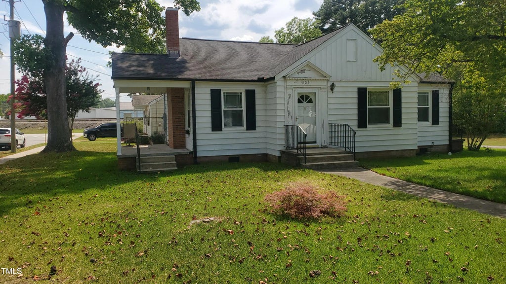 303 W Stallings Street, Clayton