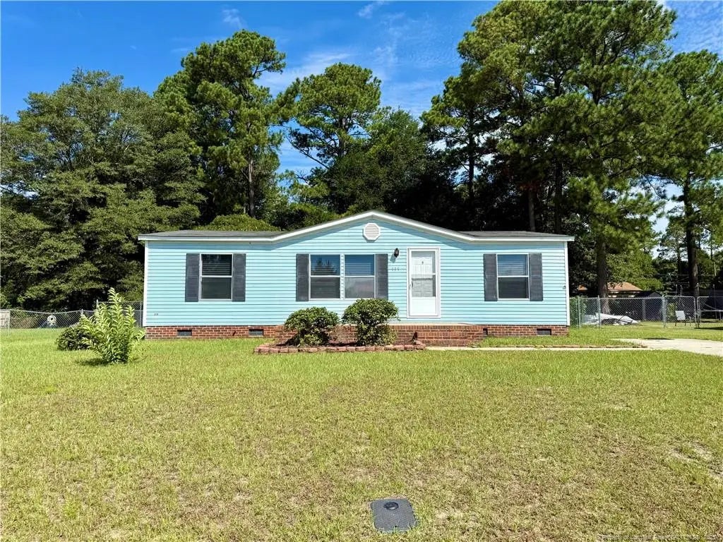 135 Snowhill Church Road, Fayetteville