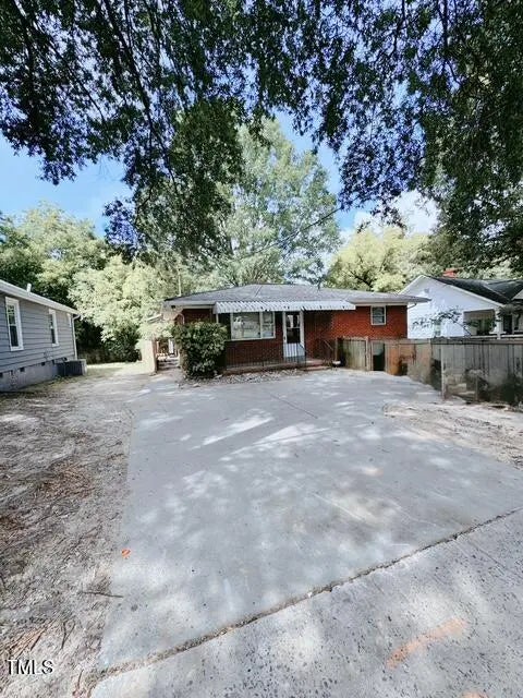 1309 N Hyde Park Avenue, Durham