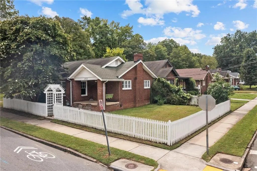 2321 Walker Avenue, Greensboro