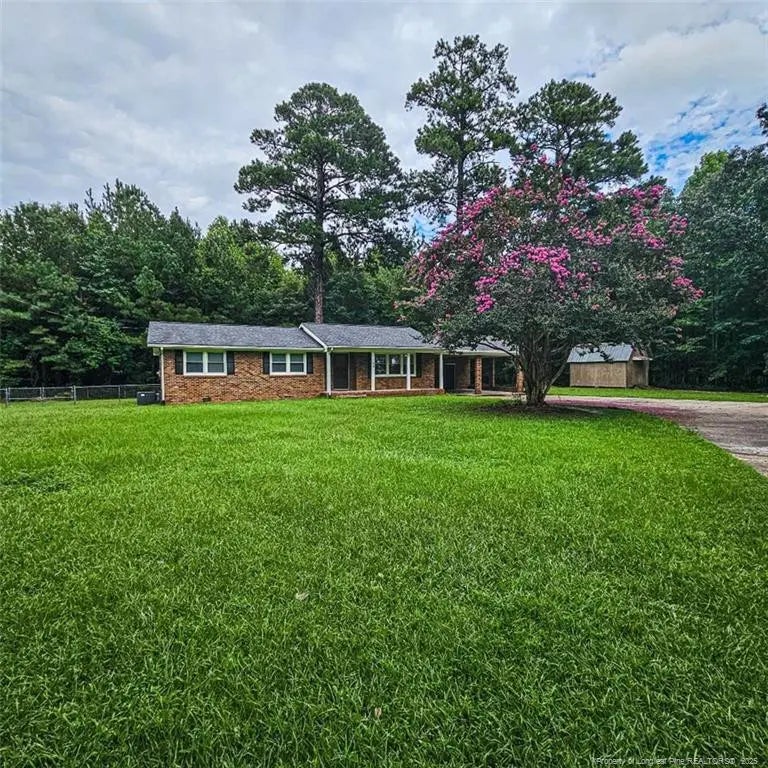 1521 Us Highway 401 Highway S, Lillington