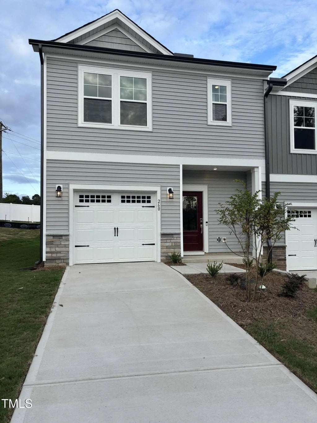 260 Hank Way, Angier