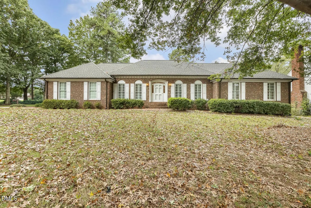 8801 Wildwood Links, Raleigh