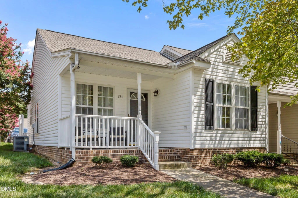 231 Highgate Circle, Wake Forest