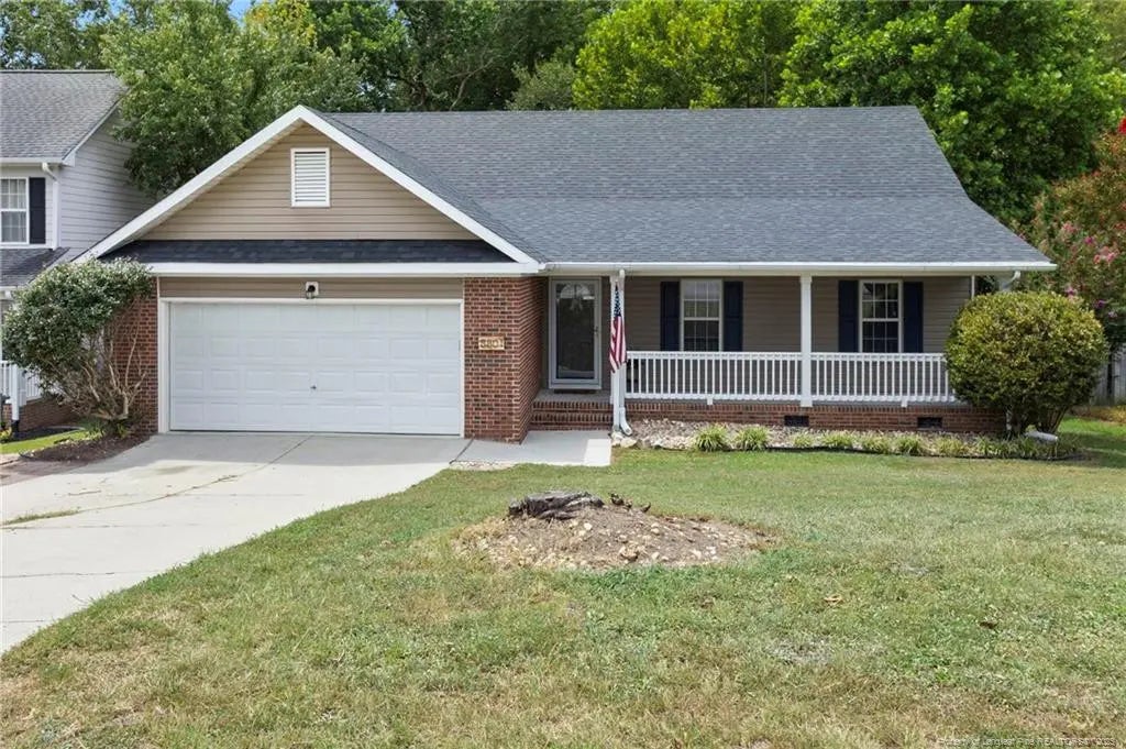 8801 Grouse Run Lane, Fayetteville