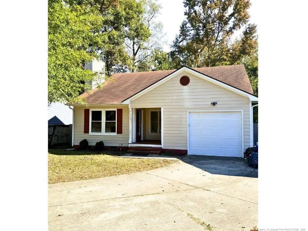 504 Stone Way Court, Fayetteville