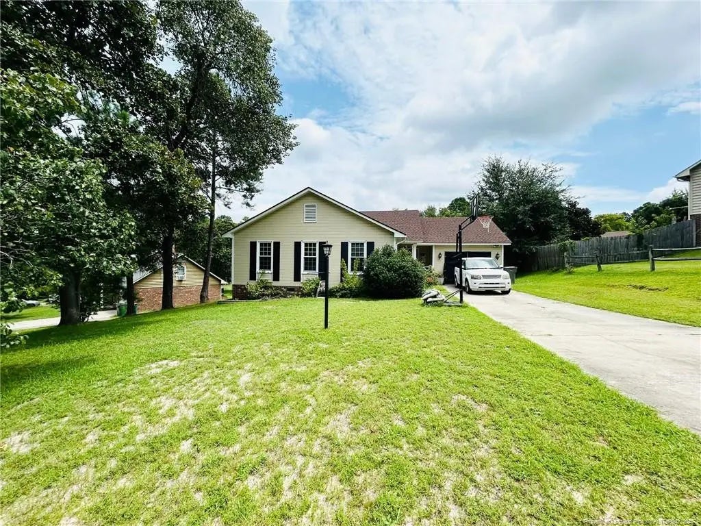 5022 Sycamore Drive, Hope Mills