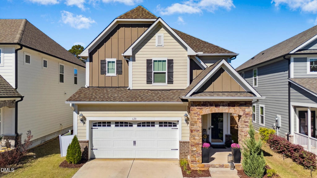 620 Sage Oak Lane, Holly Springs