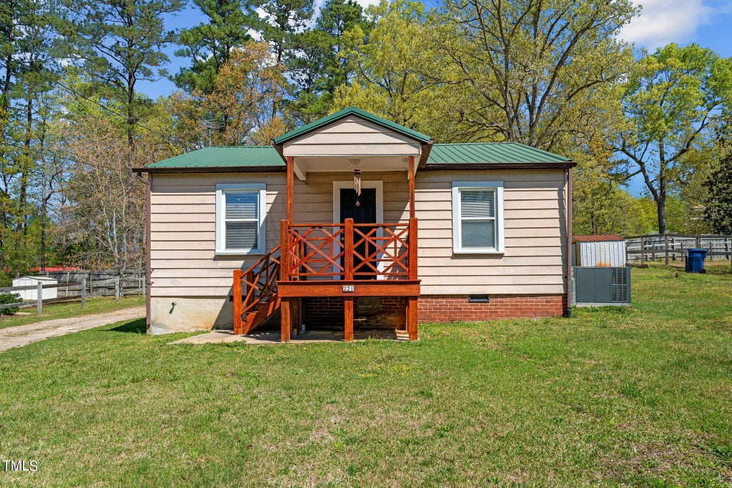 221 Stroud Street, Sanford