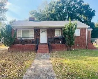 16 S Hillsborough Street, Franklinton