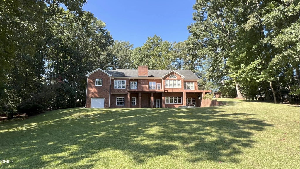 225 Old Ride Drive, Holly Springs