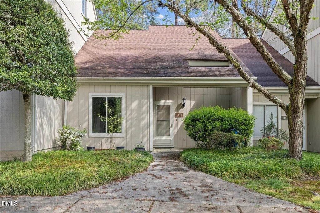 4101 Five Oaks Drive 40, Durham