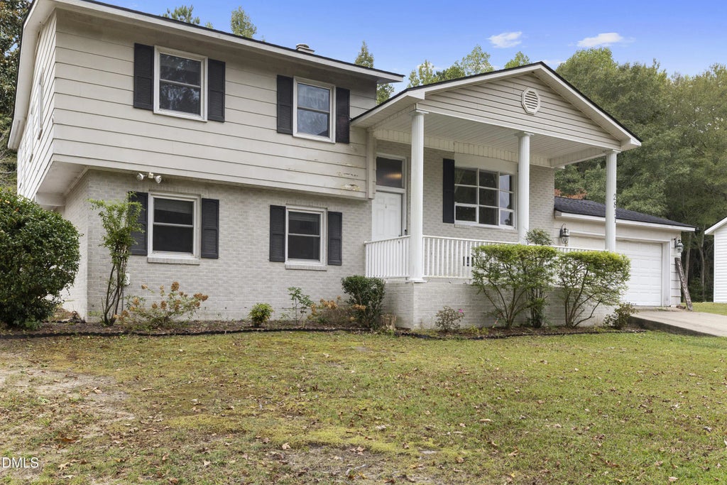 2831 Rosehill Road, Fayetteville