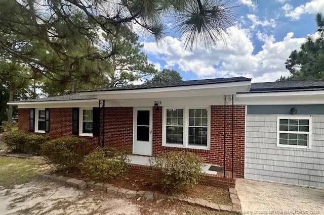 709 Bluestone Lane, Fayetteville