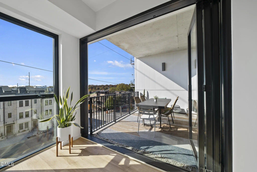 523 S West Street 310, Raleigh