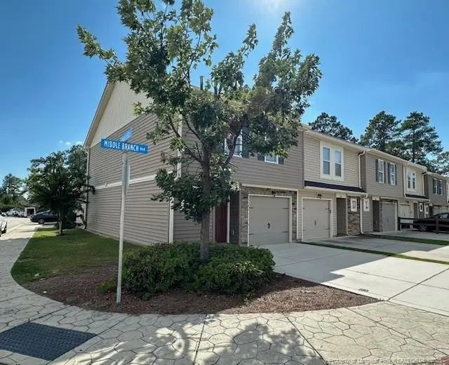 2664 Middle Branch Bend, Fayetteville