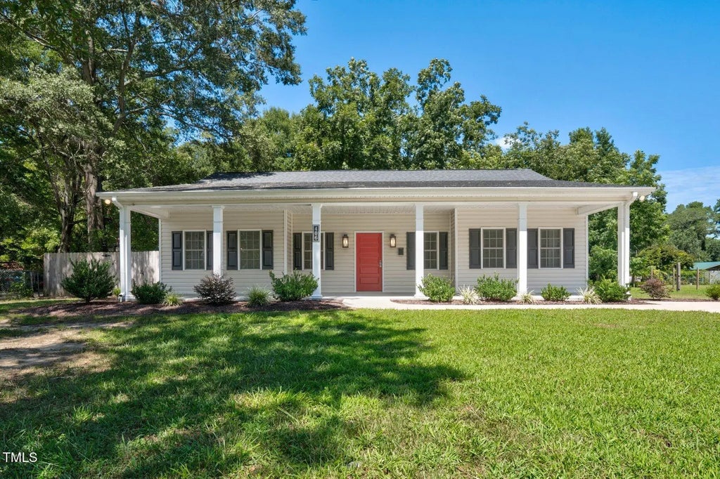 406 S Dennis Street, Enfield