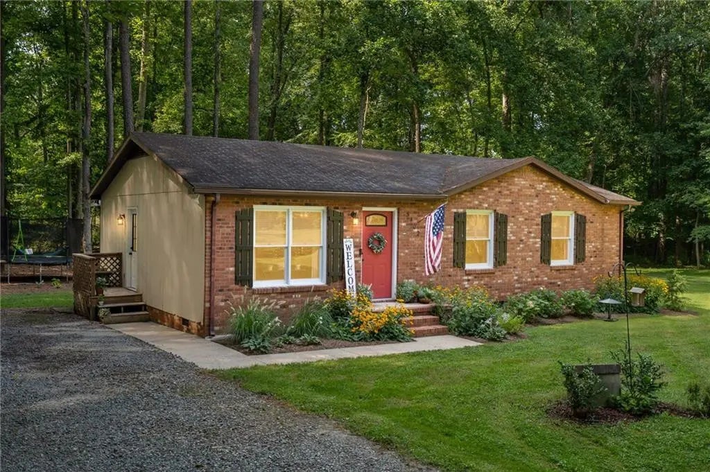 5402 Newland Drive, Julian