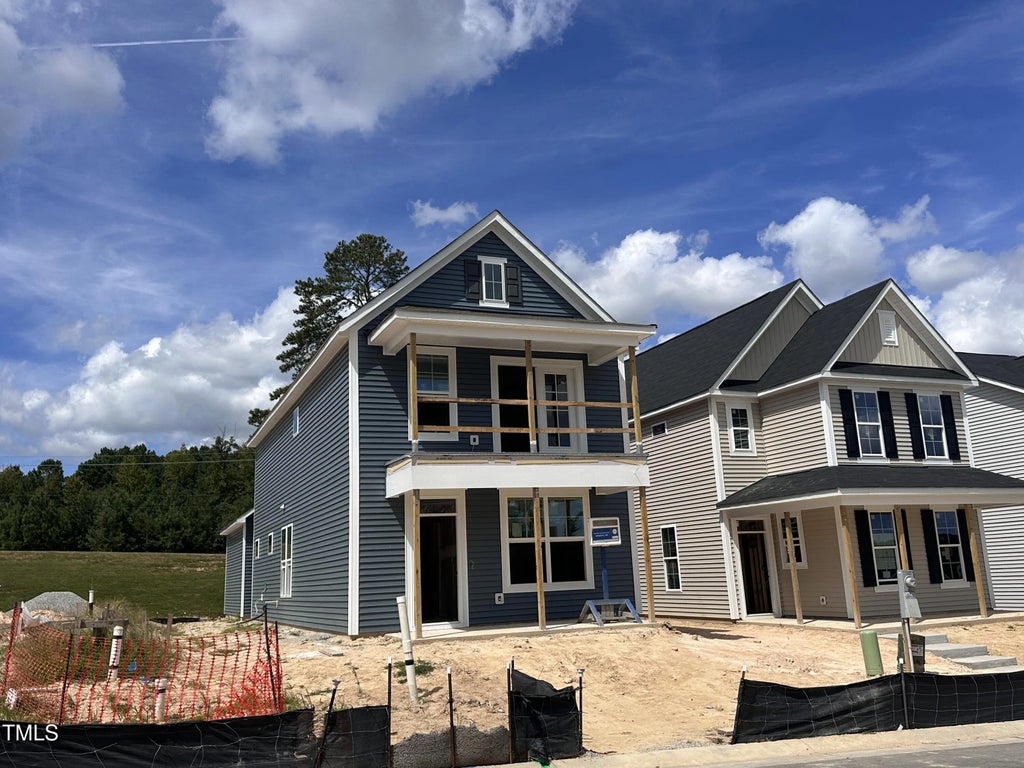 348 White Oak Gdn Way 225, Garner