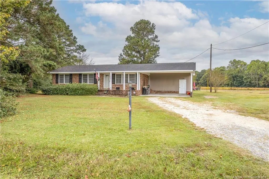 1965 Green Path Road, Dunn