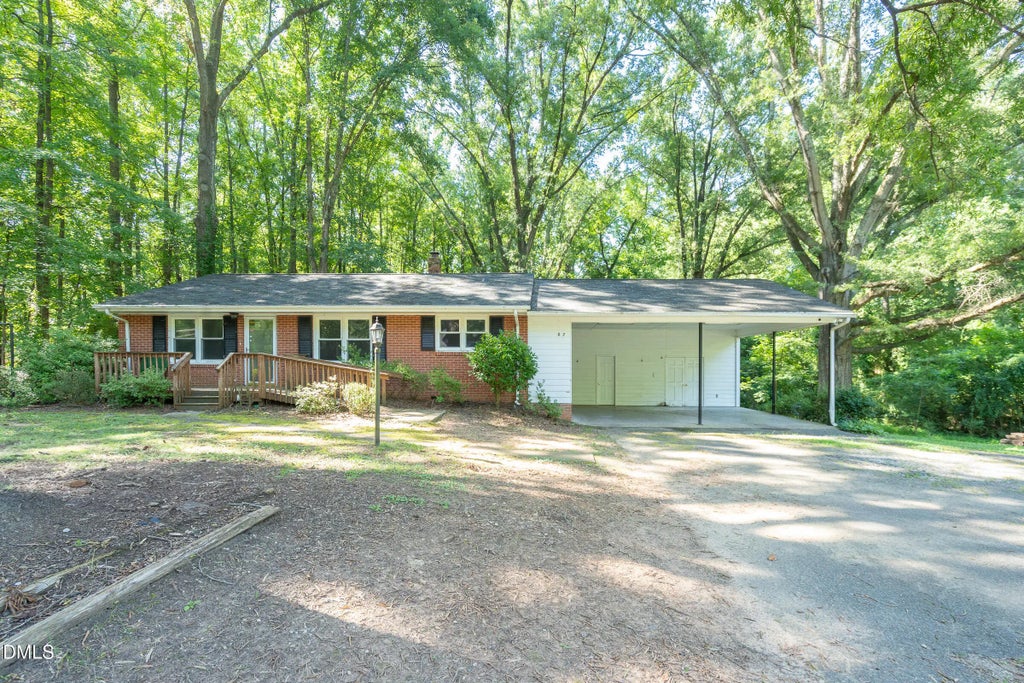 807 Grovemont Road, Raleigh