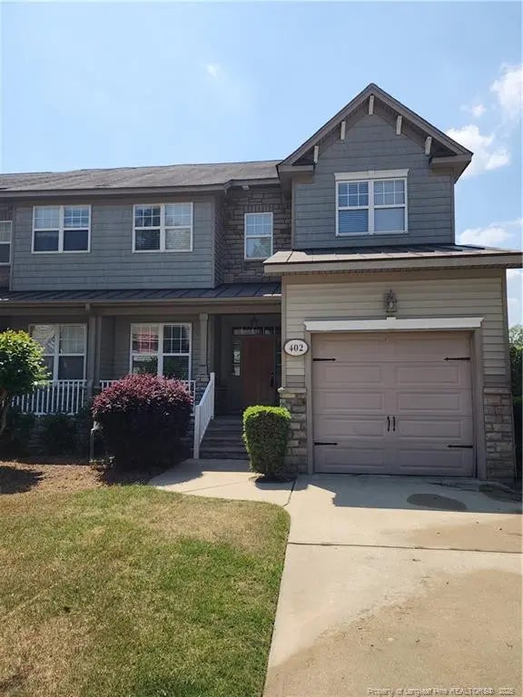 402 Ponton Drive, Fayetteville