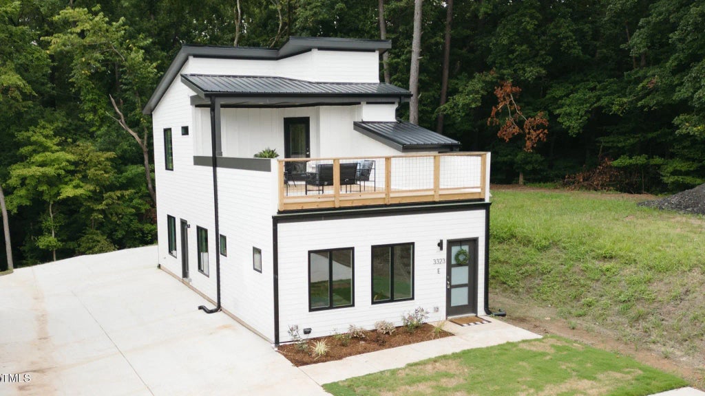 3323 Fayetteville Street E, Durham