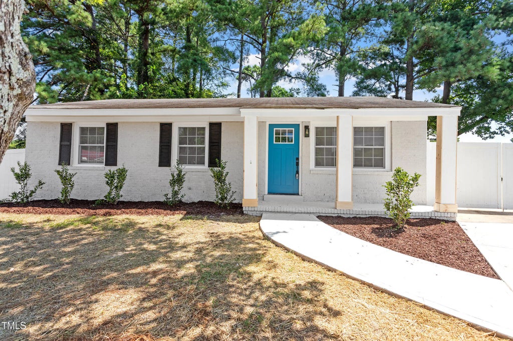 1416 Oakhill Court, Raleigh