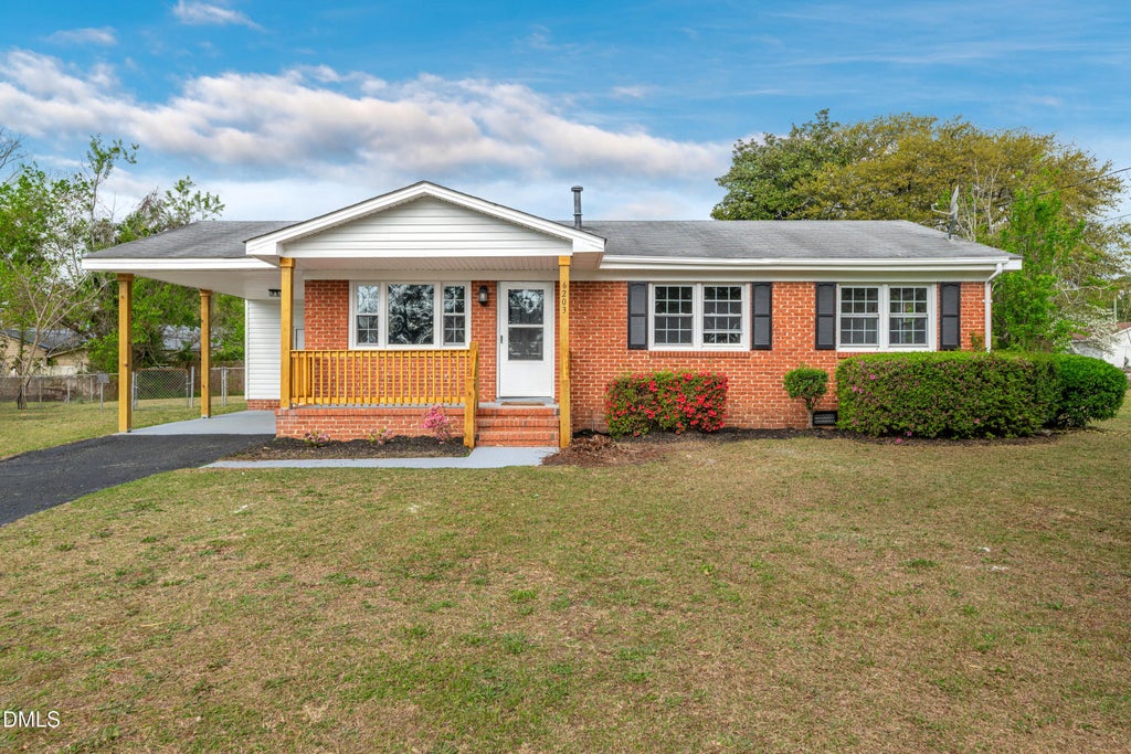 6203 Lynette Circle, Fayetteville