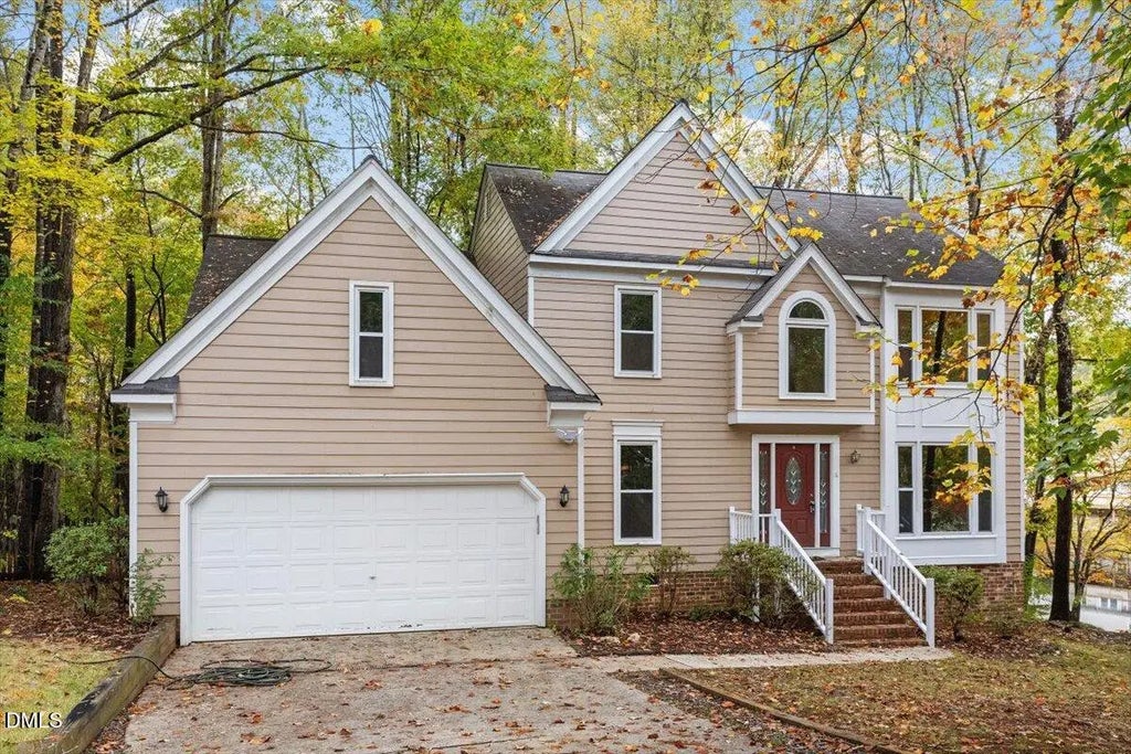 111 W Laurenbrook Court, Cary