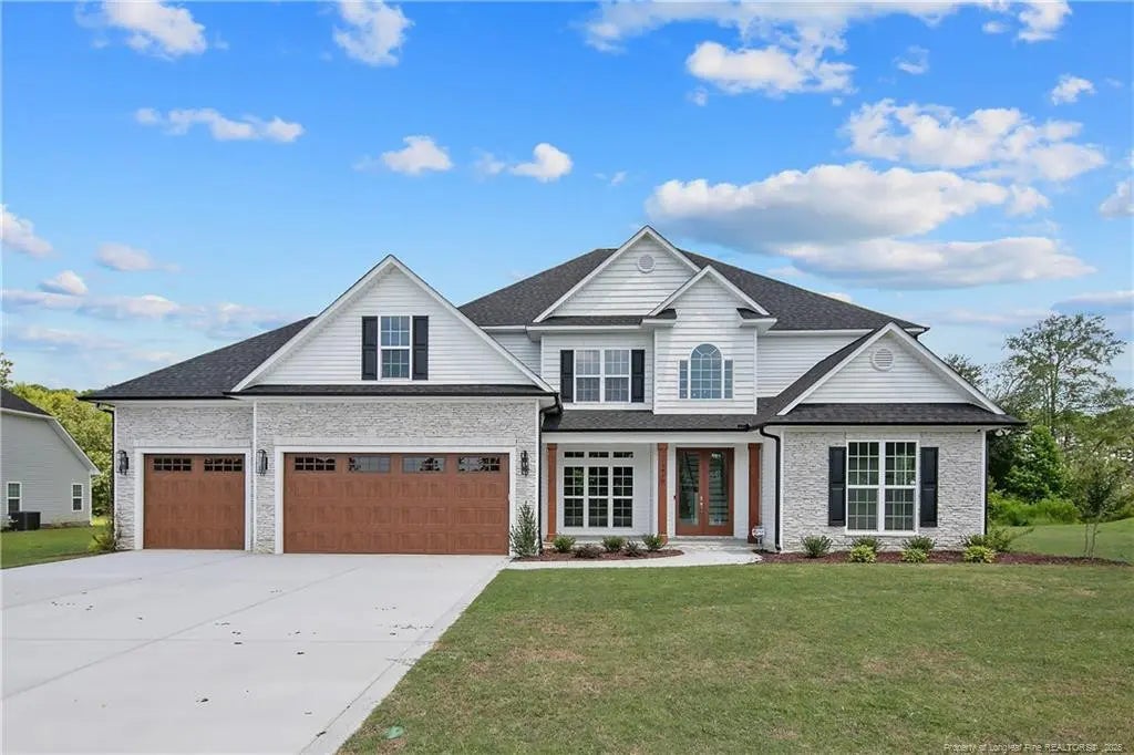 1910 Thomas Wood (lot 73) Drive, Fayetteville