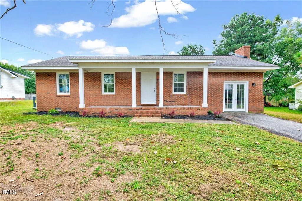 117 Mars Drive, Dunn