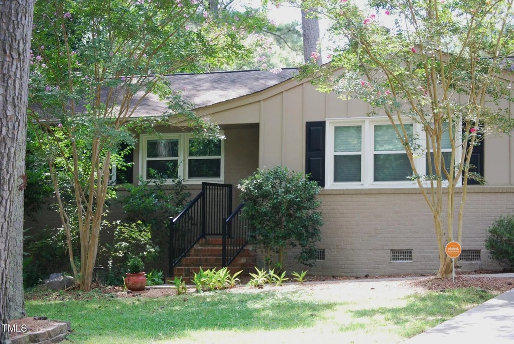 416 Morreene Road, Durham