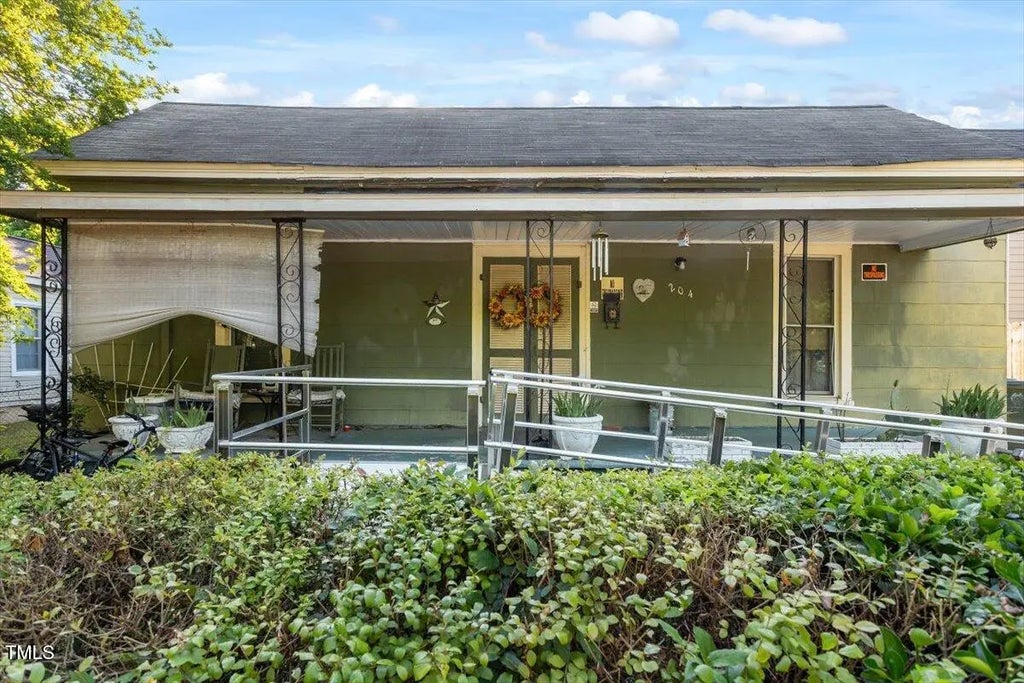 204 Heck Street, Raleigh