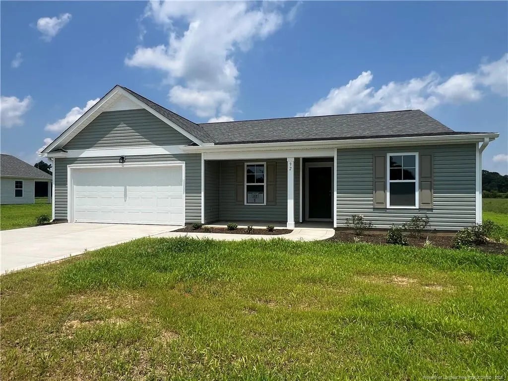 92 Dalton Drive, Lumber Bridge