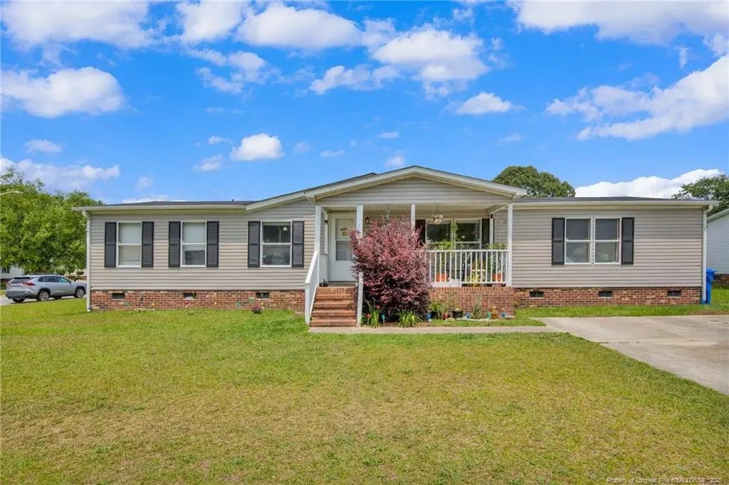 7350 April Drive, Fayetteville