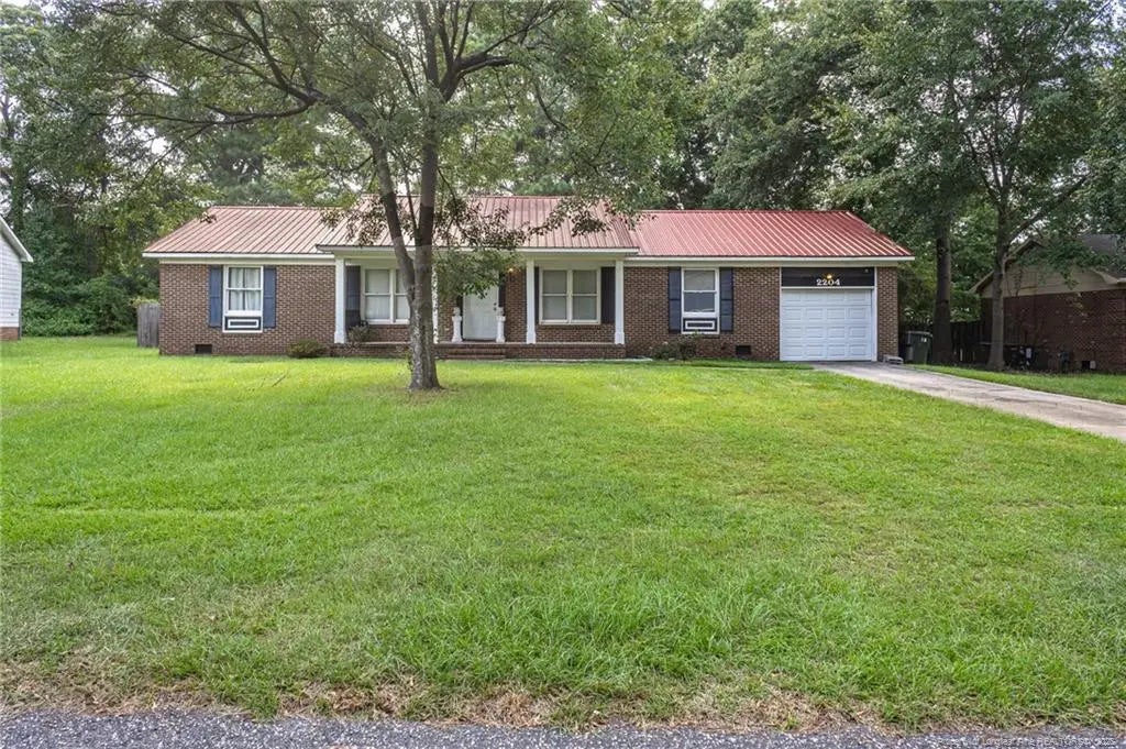 2204 Baywater Drive, Fayetteville