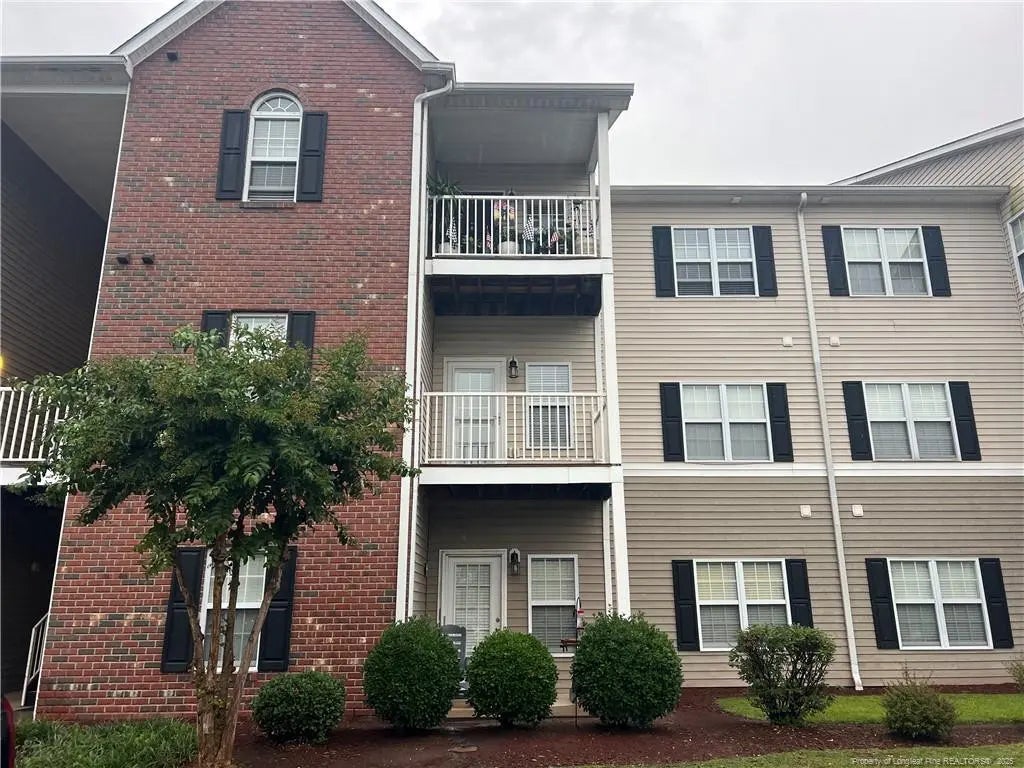 621 Marshtree Lane 303, Fayetteville