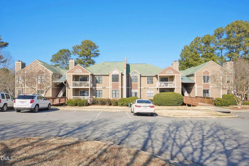 3805 Chimney Ridge Place 104, Durham